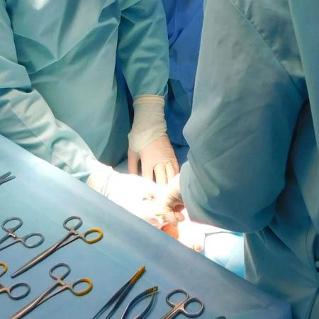 chirurgie minim invaziva clinica ortopedie